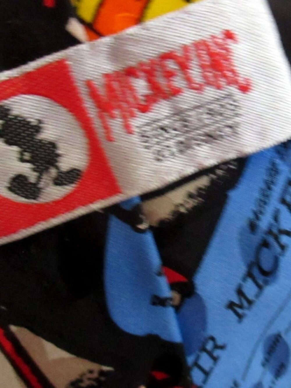 Vintage Mens Silk Neck Tie Mickey Mouse 3.5” 56" Travel Airplanes